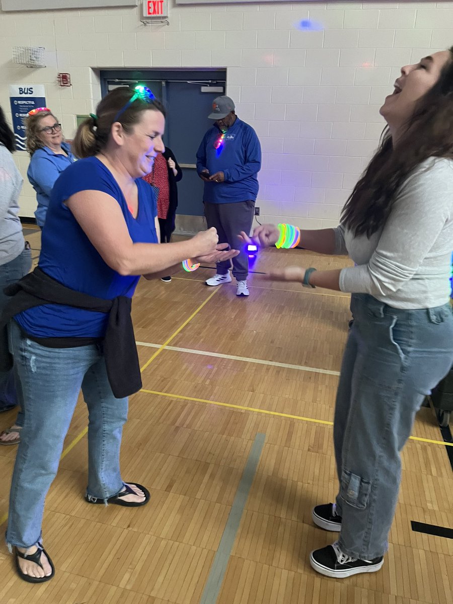 Anne Marie Barth tweet media