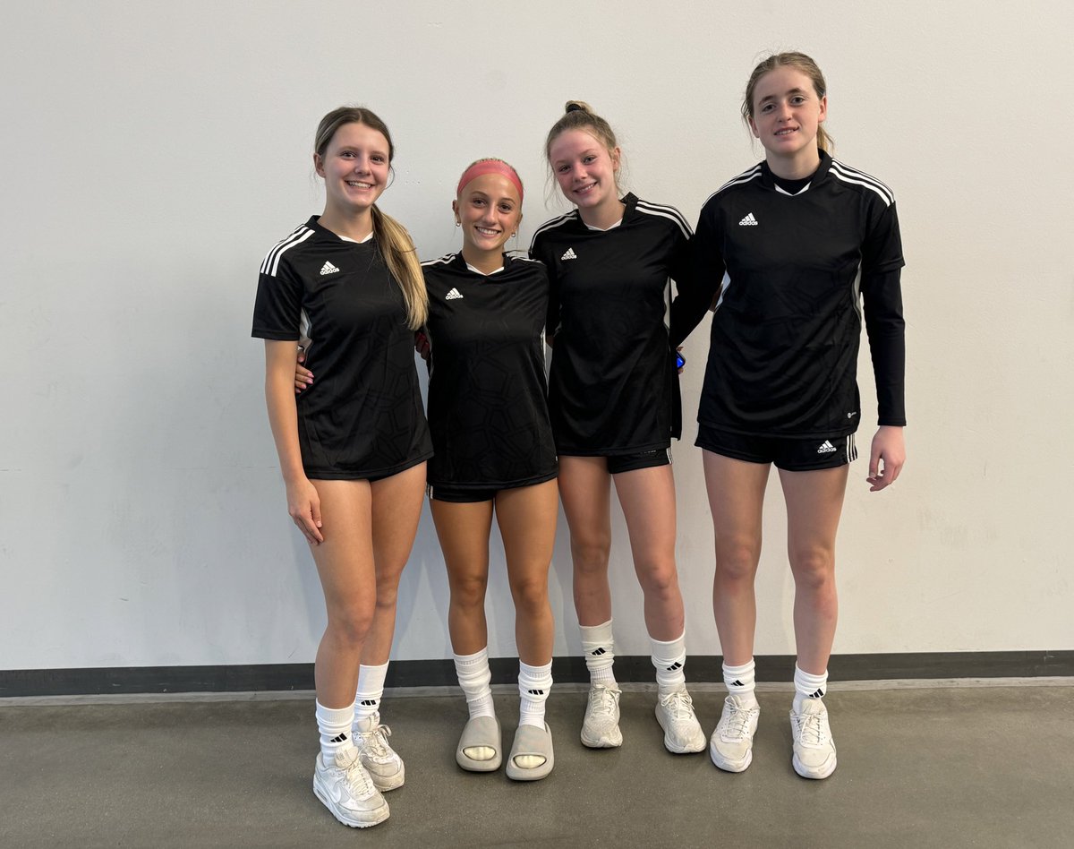 Beadling 2009 Girls Academy Team tweet media