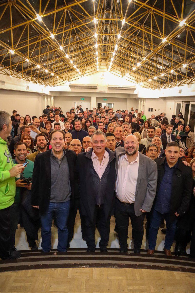 SPareja_'s tweet photo. Estuve en Mar del Plata con el diputado provincial @alecarrancio para dar inicio al Seminario “Construcción política y Gobierno”, un espacio de formación política para los líderes de @LLibertadAvanza. 

Muchas gracias a todos por venir. VLLC 🦁 https://t.co/OtMCkeA0CR
