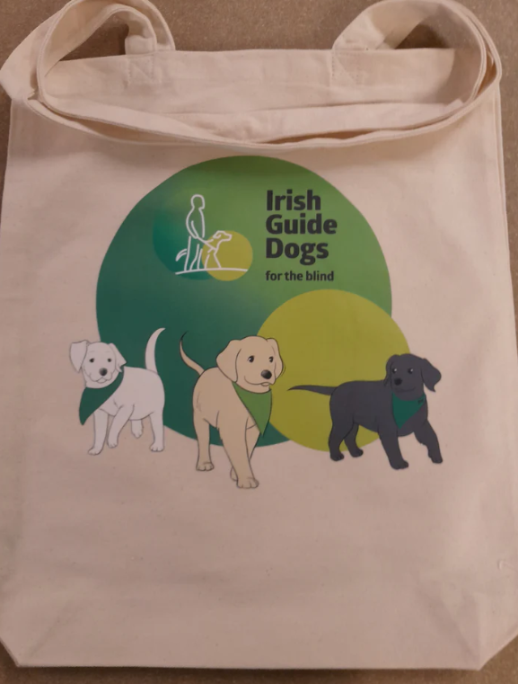 Have you seen our cute new bags? 🤩
Pack all your shopping or beach supplies into our PAWsome Canvas Bags. These are a great way to cut down on your plastic use and promote a more sustainable future.
#ChangingLives
shop.guidedogs.ie/products/tote-…