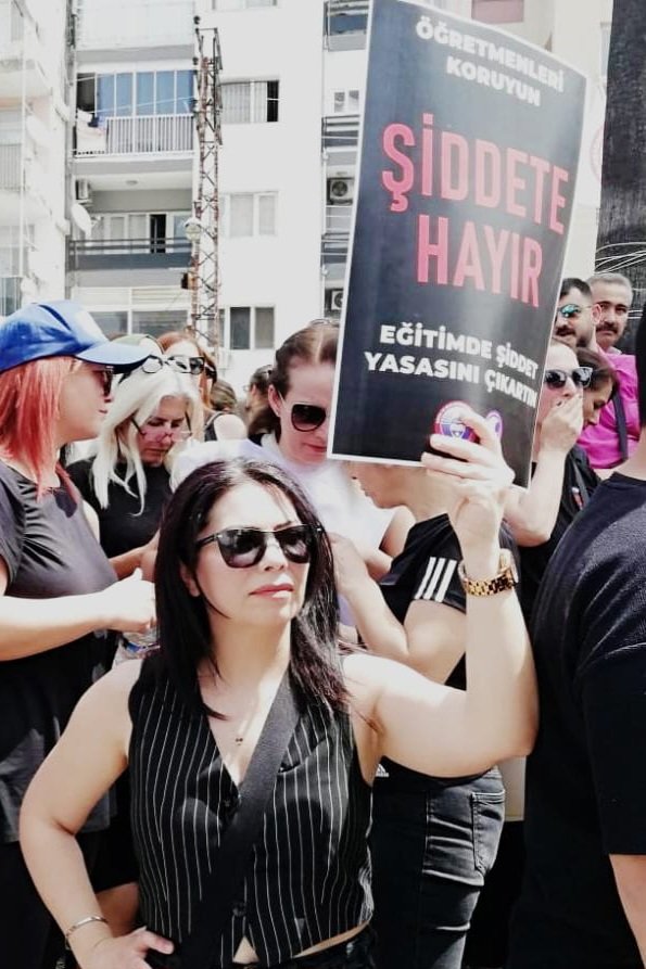 #ÖğretmenTekYürek