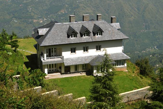 Hello @priyankagandhi ji , will the #WealthRedistributionPlan cover your Lavish Palace built illegally on forest land in Shimla , and all other properties of Mr Robert Vadra and Antonia Maino & family?