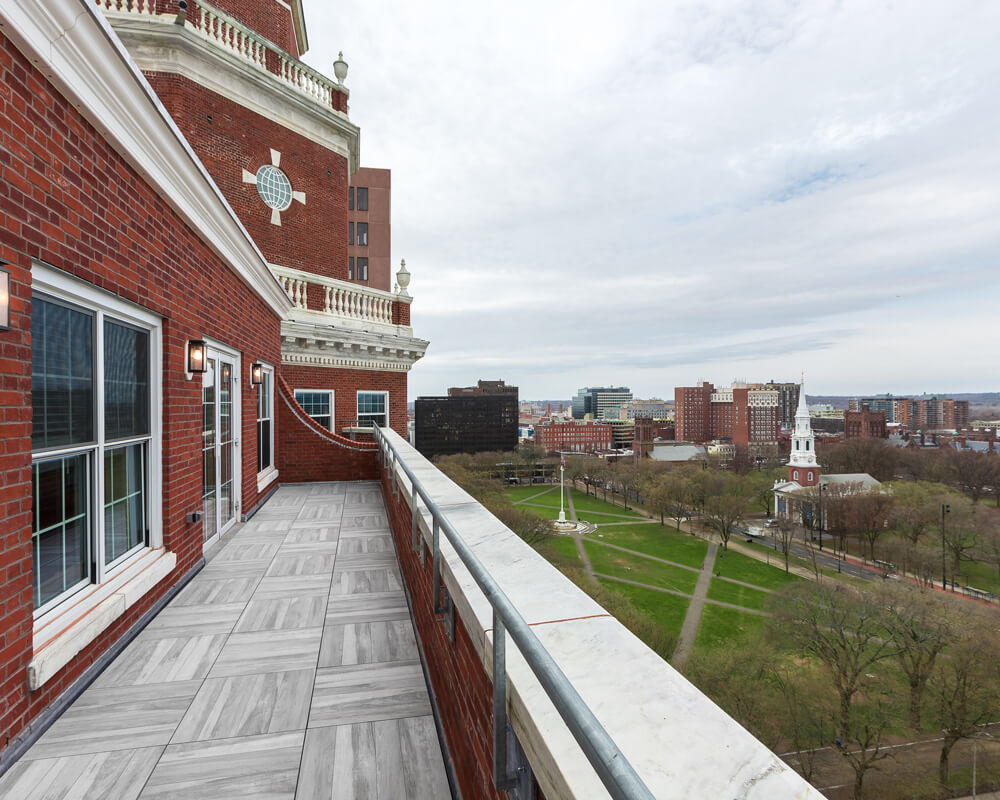 Live in luxury at The Union, where residents have one of the most beautiful views of the Downtown #NewHaven skyline. Contact us today to find out how you can begin your journey at The Union: bit.ly/3WAcSRe