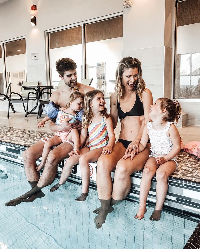 Dive into family adventures at @HyattHouseWinnipegSouth – where every cannonball feels like a memory made in your own backyard.

📷: <a href="/staceykasdorf/">Stacey Kasdorf</a>