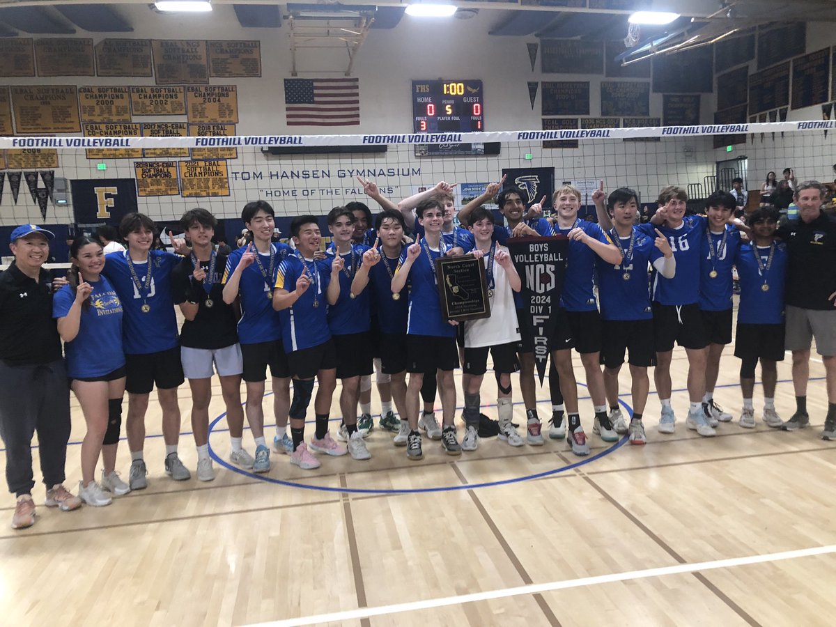 @FOOTHILLFOOTBALL (@fhsfootball22) on Twitter photo Foothill Coach Dusty Collins wins NCS championship in women’s and men’s volleyball in the same academic year.
#GOAT #cifcoachoftheyear #ncscoachoftheyear <a href="/westcoastpreps_/">West Coast Preps</a> <a href="/fhsfalconath/">FHS Falcon Athletics</a> <a href="/FHS_MrBull/">Sebastian Bull</a> Foothill Coach Dusty Collins wins NCS championship in women’s and men’s volleyball in the same academic year.
#GOAT #cifcoachoftheyear #ncscoachoftheyear <a href="/westcoastpreps_/">West Coast Preps</a> <a href="/fhsfalconath/">FHS Falcon Athletics</a> <a href="/FHS_MrBull/">Sebastian Bull</a>