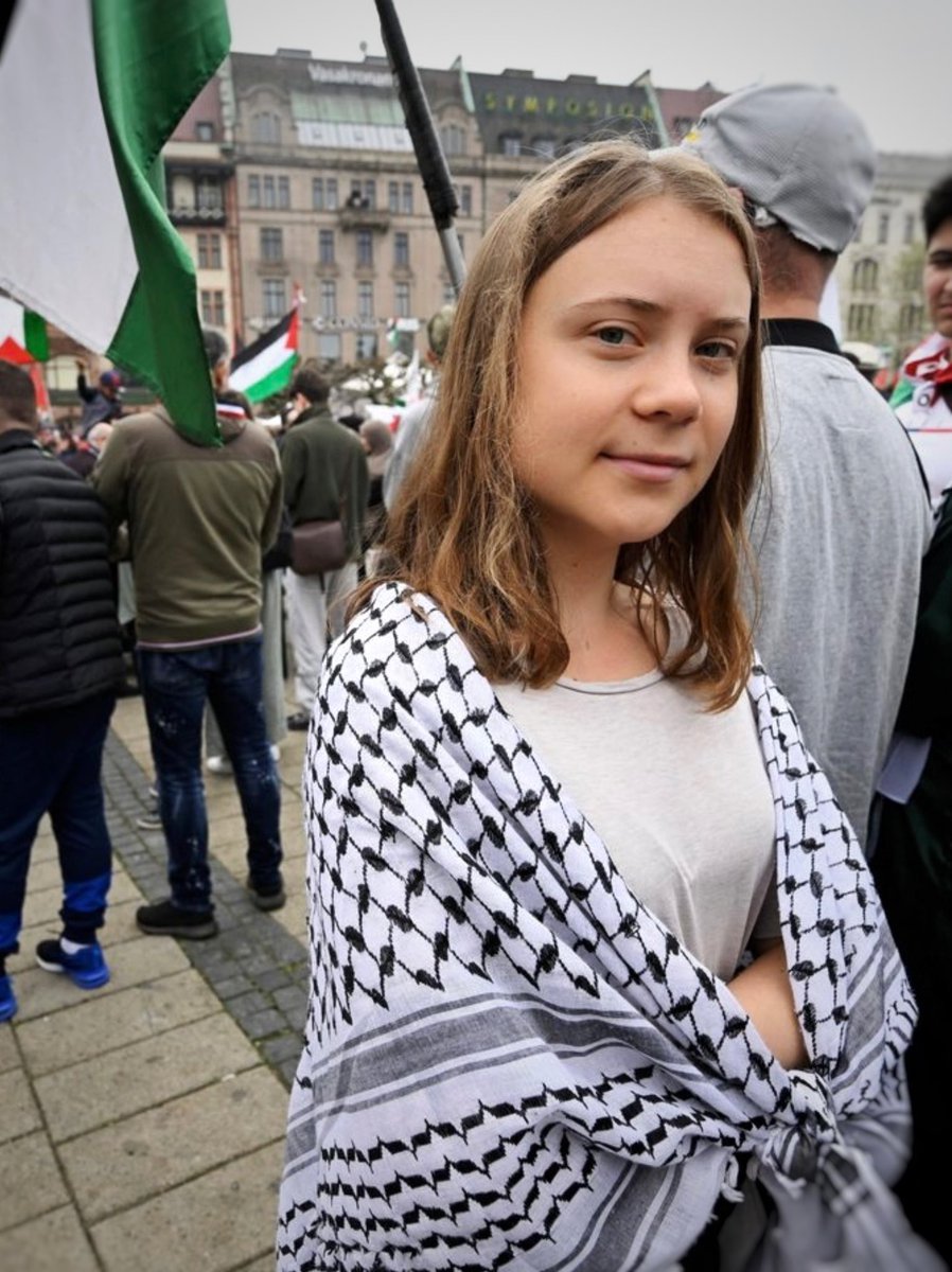 Eden Golan 20 years old beautiful & talented.
Greta Thuntwst an unemployed 21 year old goblin who supports Hamas savages and is jealous of Eden.

I support Eden over Hamas all day everyday and forever.