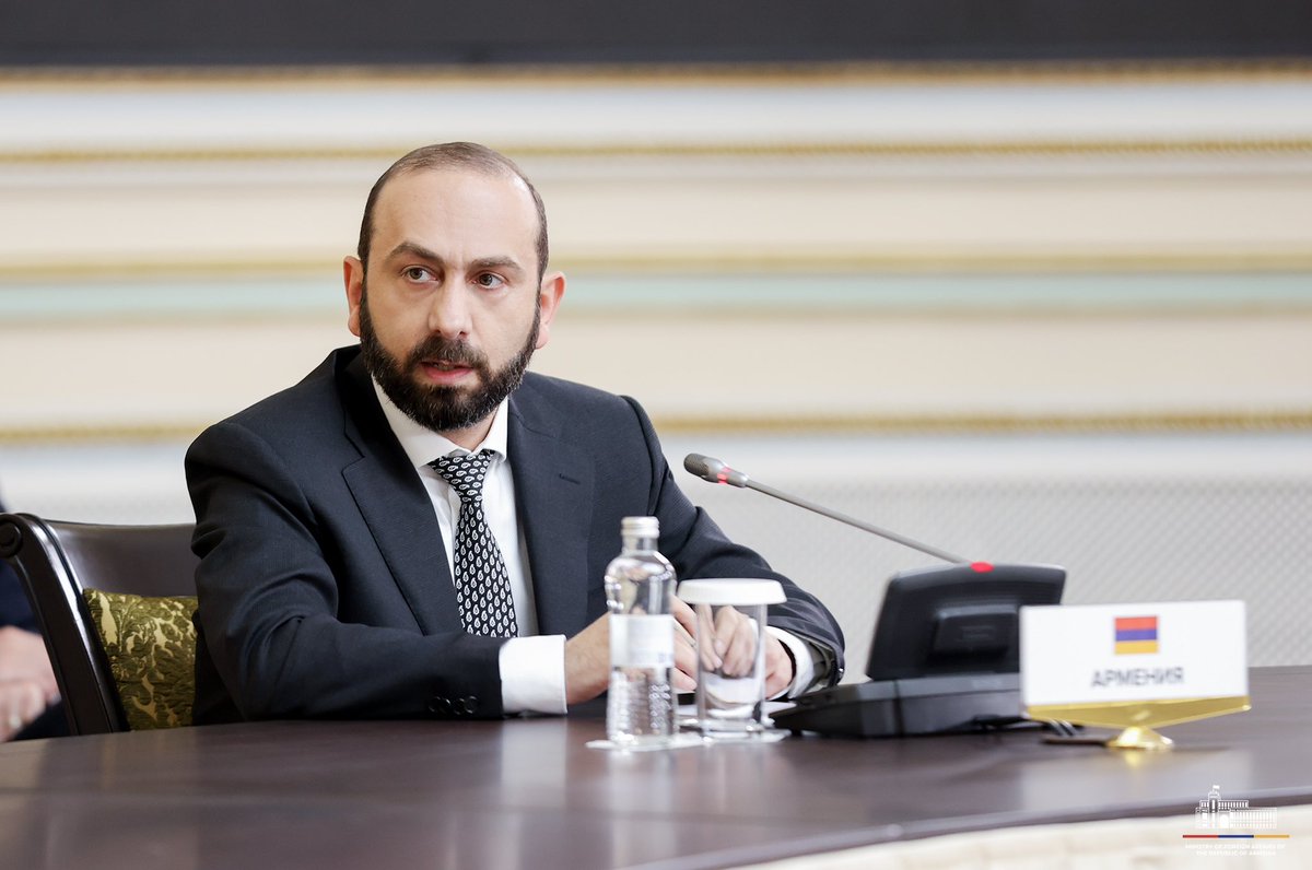 🇦🇲FM @AraratMirzoyan: “It is very symbolic that we meet today in this beautiful city of #Almaty, & even more, in the same “House of Friendship” building where the 1991 Alma-Ata Declaration was signed, the document which was signed by the then-former USSR republics, among others…