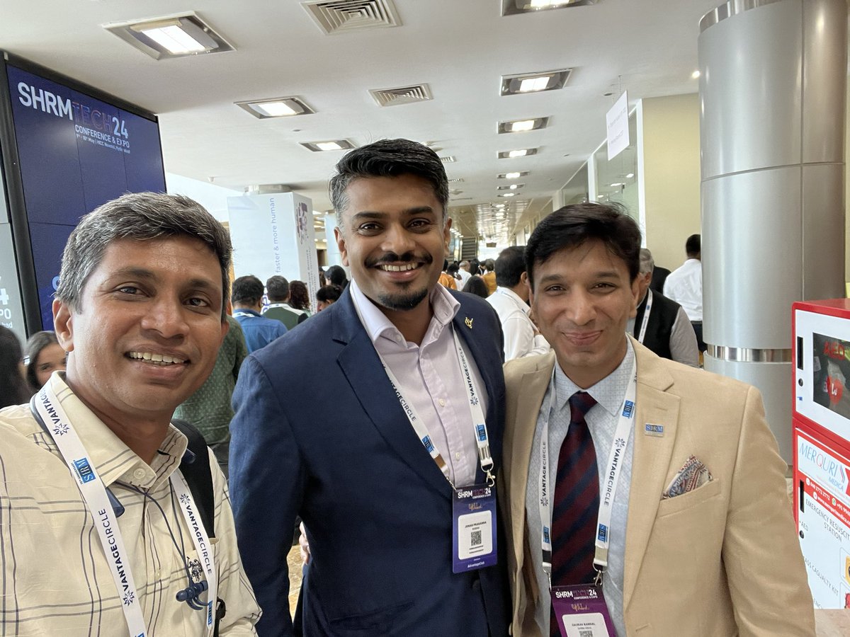 #SHRMTechSelfie connection moments for me at #SHRMIndiaTech - has a fabulous two days at Hyderabad #PastForward #FriendsOfSHRM