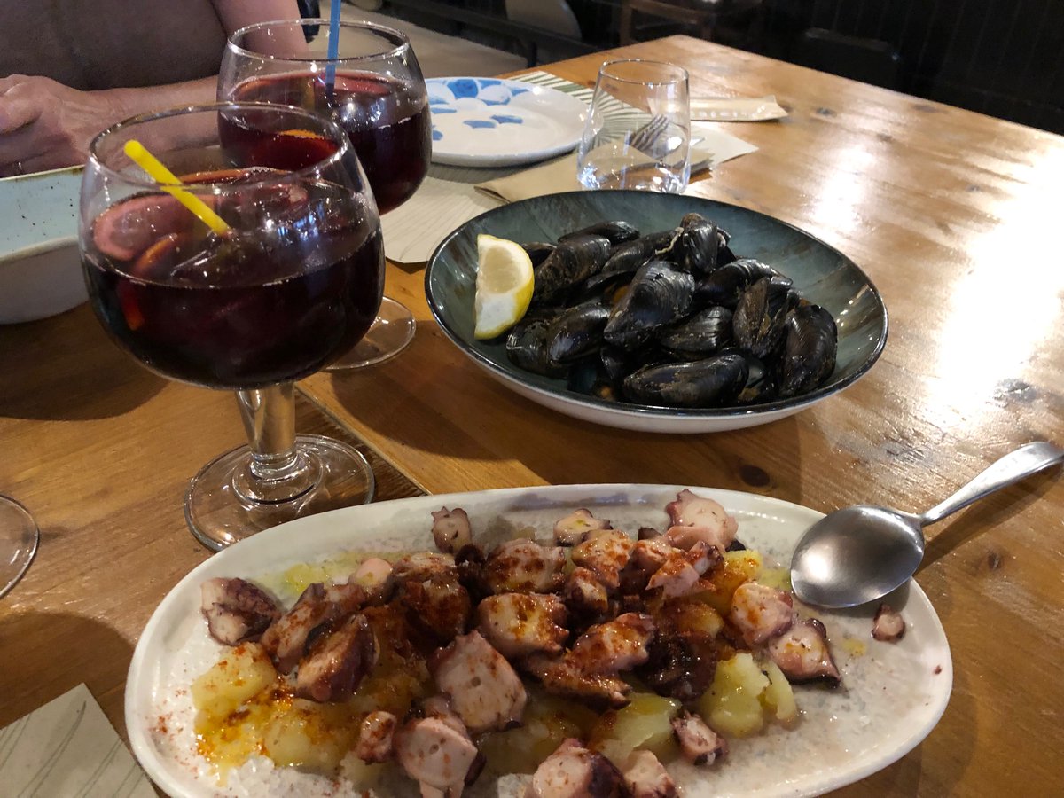 TV83.info tweet media