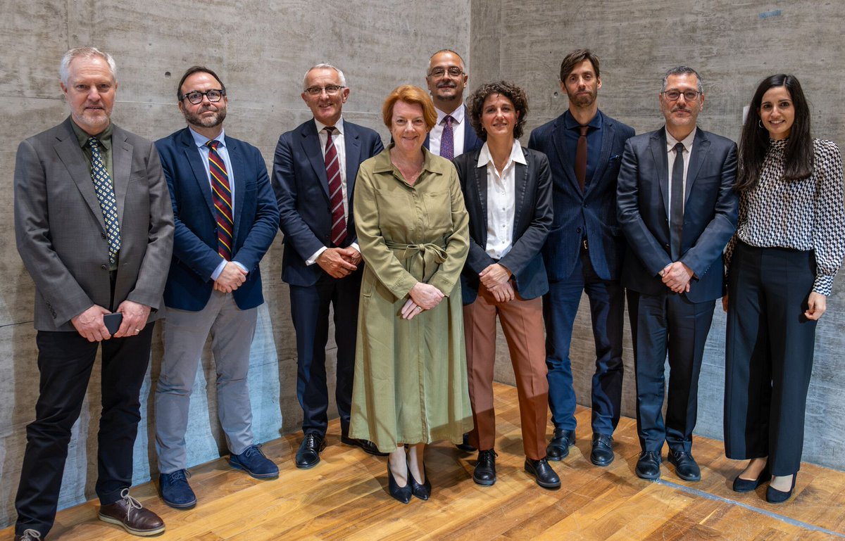 Fitzwilliam College tweet media