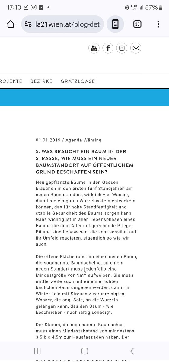 Botoxnotfall's tweet photo. @Stadt_Wien bitte nicht missverstehen. Ich liebe Bäume und die sind wichtig in der Stadt. Aber wie war das mit dem Mindestabstand zu den Gebäuden, der 9m2 Baumscheibe? Und ist das cool, wenn die die Stassenbahnoberleitungen berühren? #währingerstrasse #MA42 https://t.co/Q186rl320X