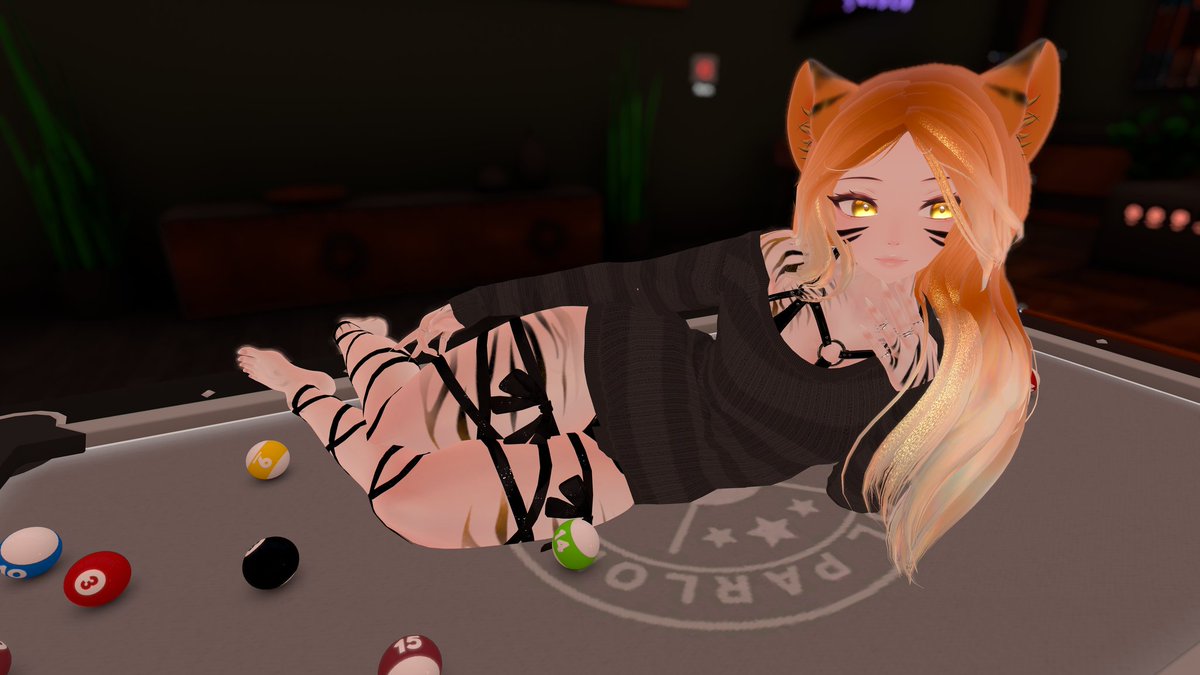 New set :3 go take a look 
fansly.com/post/645338420…