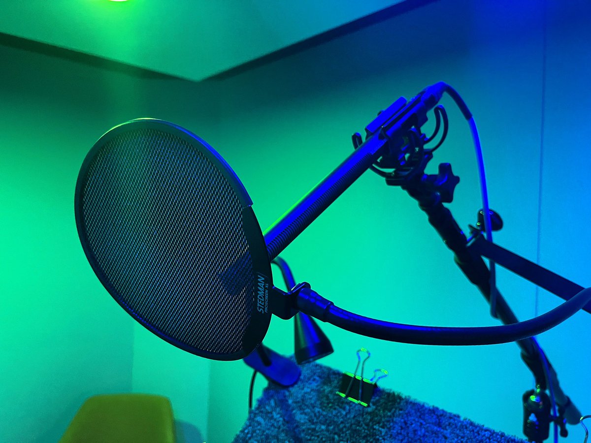 🌊 Ocean vibes in the booth today! 🐬 

#volife #studio #recording #videogameactor #videogames #anime #actor #voiceactors #voiceacting #voiceactress #actress #voiceovertalent #actorslife #voiceactor #vo #studiolife #postproduction #dubbing #anime #sourceconnect #microphone