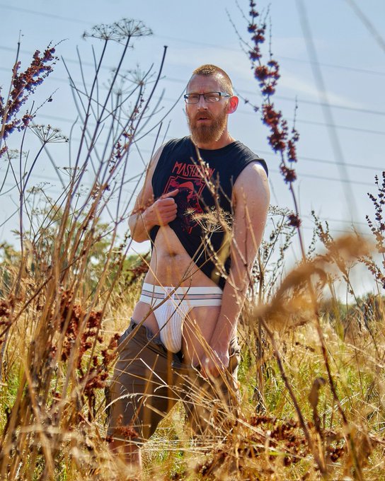 Nice out innit https://t.co/R6jvr0VUzj