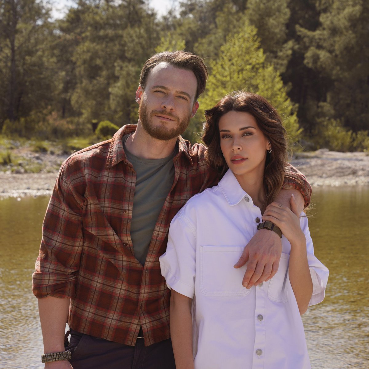 Kerem Bürsin ve Devrim Özkan'ın başrolü paylaştığı #MaviMağara filminin çekimleri tamamlandı.   

Film, 2024'ün ikinci yarısında Prime Video'da yayınlanacak.