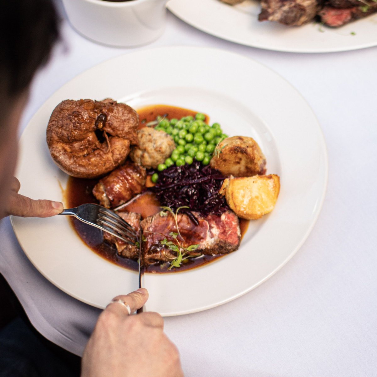 Indulge in the ultimate Sunday dining experience with our irresistible offer at Marco Pierre White Steakhouse, Bristol : 25% off Sunday Lunches throughout May! 🍽️ Offer ends on 31st May. Book your table now: 01934 834 343 or visit: buff.ly/3CeOhDH #Food #MPW #Bristol