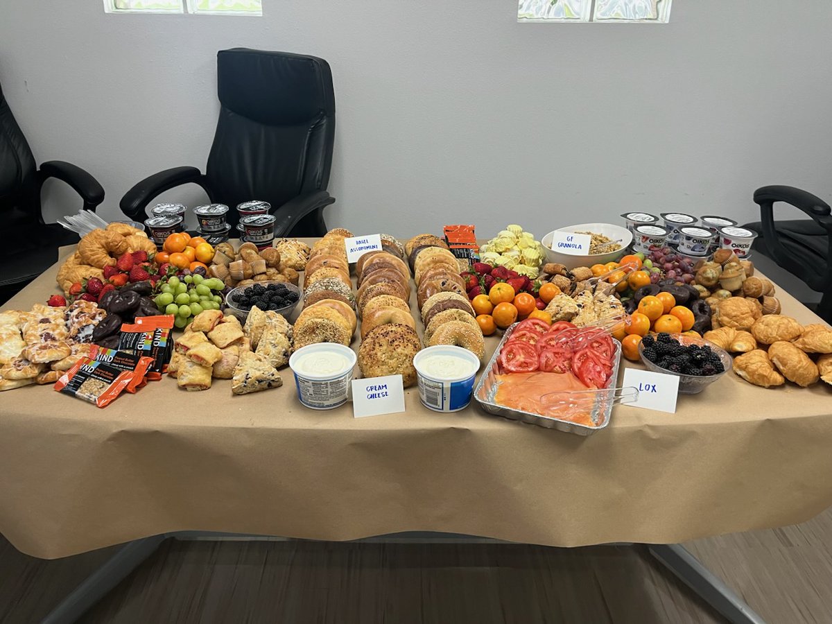 AEWrightMS's tweet photo. Thank you to our Ah-mazing PFC for this beautiful breakfast spread. You've made the teachers and staff feel so special this week! You guys rock! #aewms #TeacherAppreciationWeek2024 https://t.co/14Tbvwk9c4