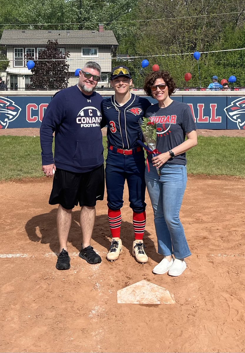 Conant_Baseball's tweet photo. Senior Spotlight: Jake Parpet

C Jake Parpet is a 4-year starter for us and has cemented his name on numerous offensive records. He will have caught and played in the most wins in Conant history. Jake will attend Heartland CC, play baseball and study business. #dude https://t.co/LTvsNXqWzg