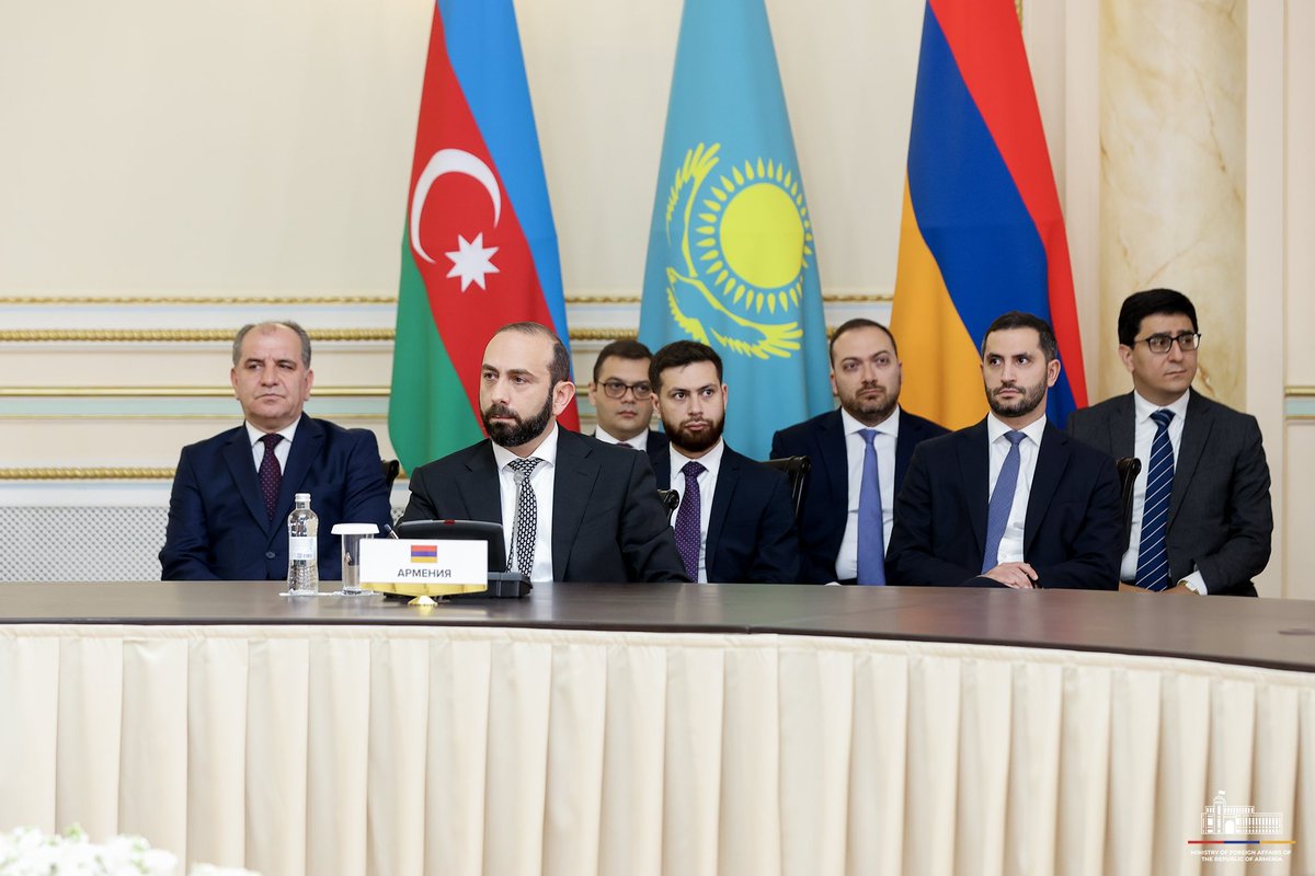 💬🇦🇲FM @AraratMirzoyan: “It is important that during past 2 years both Prime-Minister of Armenia & President of Azerbaijan in several platforms reconfirmed: 🔹commitment to #AlmaAta Declaration, 🔹recognition of territorial integrity based on that Declaration, 🔹delimitation of…