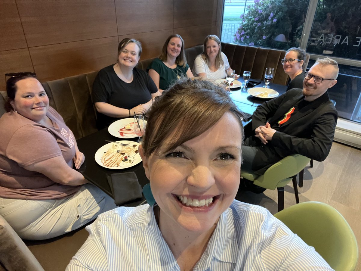 Tess Riley tweet media