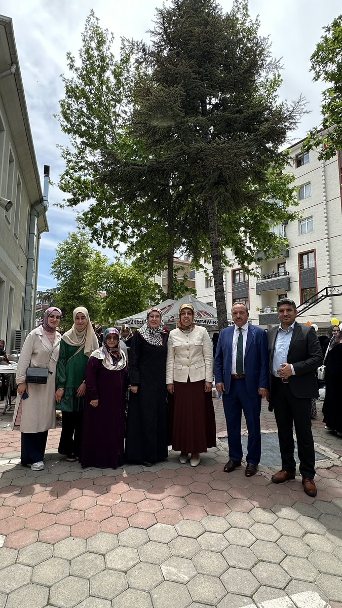 📍 Kütükçüoğlu Karasu Camii Sincan Müftülüğünün düzenlediği hayır kermesine katıldık.