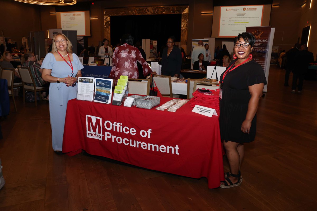 🌟It's #NationalSmallBusinessDay! DYK? If you're certified with @DDOTDC, you're eligible for certification in our Small Business Programs Office, which empowers small, women, & minority-owned businesses with opportunities, resources, & connections. wmata.com/business/Small… #wmata