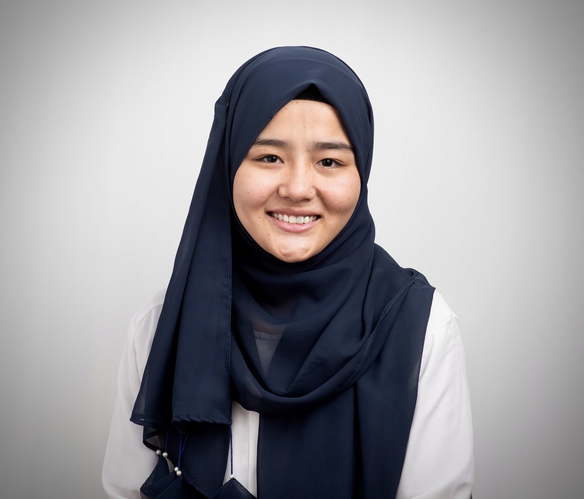 IBA Karachi (@ibakhiofficial) on Twitter photo Meet Rahima, the first McCall MacBain Scholarship awardee from #IBAKarachi!
A talented BS Economics student, she's secured the prestigious $20,000 <a href="/mmscholarships/">Boursiers McCall MacBain Scholars</a> Finalist Award for her studies at <a href="/mcgillu/">McGill University</a>.
We're beyond proud to see our students shine on the global stage! Meet Rahima, the first McCall MacBain Scholarship awardee from #IBAKarachi!
A talented BS Economics student, she's secured the prestigious $20,000 <a href="/mmscholarships/">Boursiers McCall MacBain Scholars</a> Finalist Award for her studies at <a href="/mcgillu/">McGill University</a>.
We're beyond proud to see our students shine on the global stage!