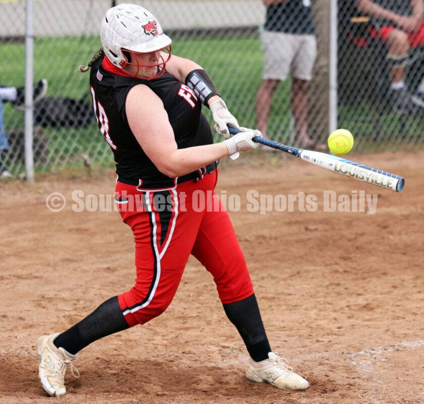 SWOSportsDaily's tweet photo. SOFTBALL: Rick Cassano's gallery of 44 captioned photos from Franklin's Division II sectional victory over Fenwick at Franklin Community Park https://t.co/x5VQrEOMzA @FCSWildcats @FHSwildcatsb @woodzzy1017 @berryjohnt @SusanGray2024 @kdwainscott @Renegade937OHIO @mattabshear https://t.co/0eRjnLdhln