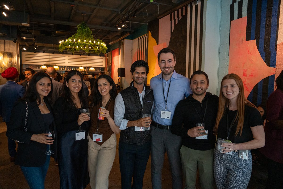 Thank you to our global network of alumni who made the 15th annual #GlobalIveyDay an unforgettable experience. We celebrated with 29 regional events across 11 countries, uniting more than 2,100 alumni. 🌎 Learn more: ivey.uwo.ca/news/news-ivey… #IveyBusiness #IveyAlumni