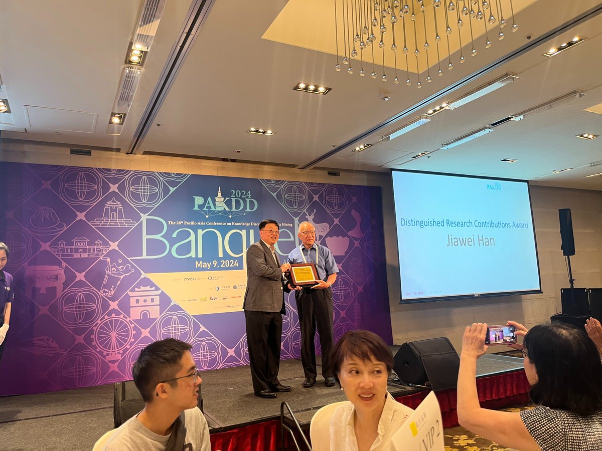 Data Mining Group@UIUC tweet media