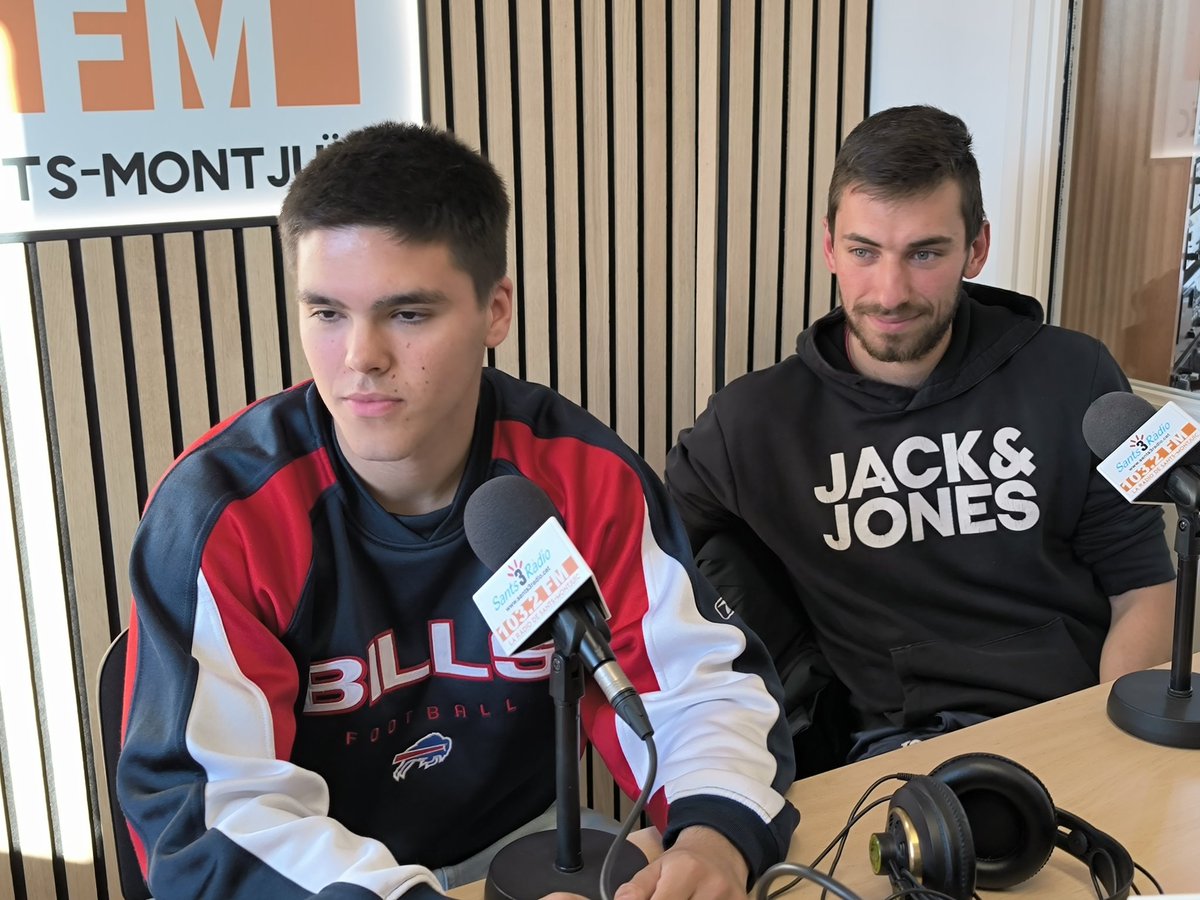 fsantsFM's tweet photo. 🚨 Força Sants 23/24🚨

📍Entrevista a @borjitis per valorar la derrota 2-1 al camp del Valls
📍Visita de l'Amateur B, campió de Quarta Catalana, amb l'Alberto, el Joan, l'Iker i el Carlos

🎙Presenta @HandersMarc

Ivoox: https://t.co/ZTmegBD3zC
Spotify: https://t.co/WvbjAkiOQh https://t.co/pcXjMt4GrP