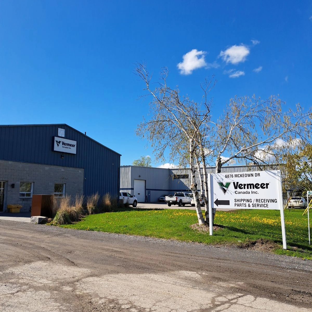 It's been a whirlwind this week visiting my Vermeer dealers in Quebec and Ottawa!   Thank you for such a warm welcome to your dealerships. @garagerobertcarrier, Centre Agricole Expert inc. Les Equipements TM inc  &amp; @vermeercanada 
@vermeerag