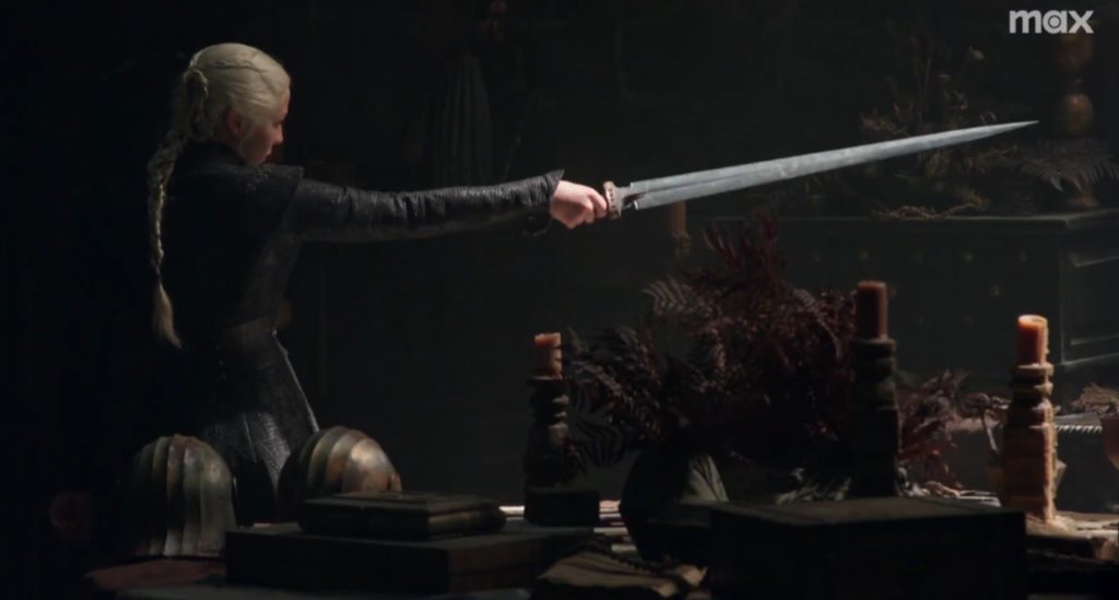 theblacks_'s tweet photo. QUEEN RHAENYRA WITH A SWORD https://t.co/9PeVR9m5eR