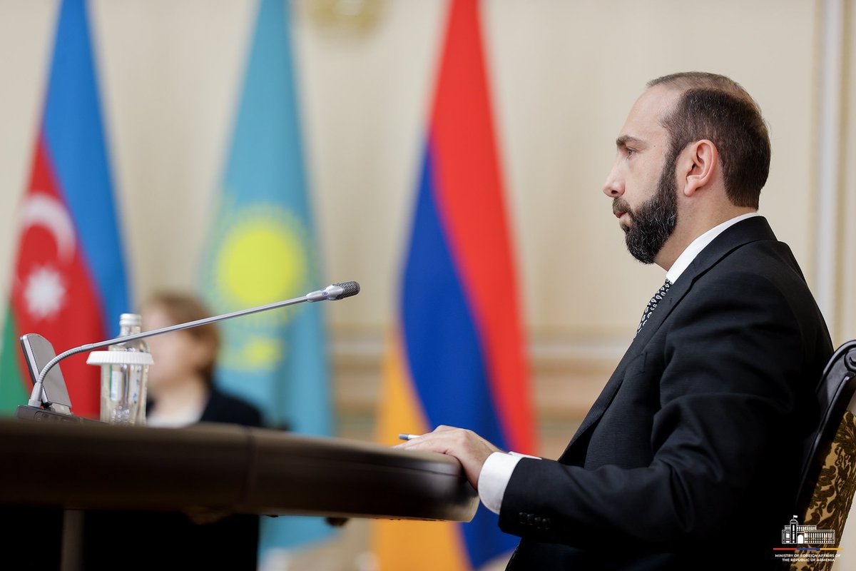 💬🇦🇲FM @AraratMirzoyan: “Armenia’s efforts are aimed at peace, at concluding the peace treaty. We are engaged in peace process constructively, & even more, we should go beyond signing peace treaty & open transport communications in the region. We should, we can do that with the…