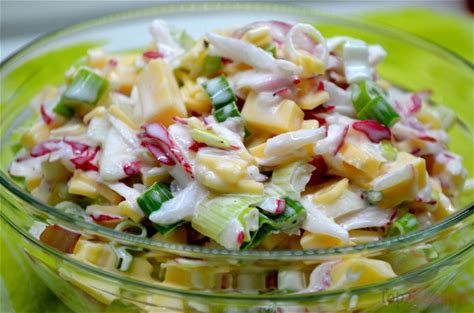Rezept😋😋🤭 Radieschen-Käse-Salat top-rezepte.de/rezept/radiesc…