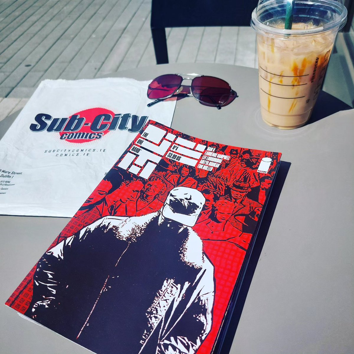 More comics & coffee. The One Hand #4 is such a great read. A slick thriller written by Ram V with Laurence Campbell's pages blowing my mind. I can't wait for more, just so I can read it all again. This series, interwoven with 'The Six Fingers' is some of the best comics out now.