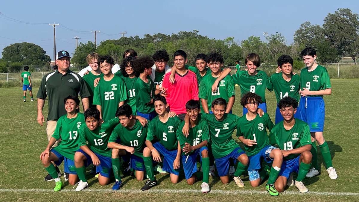 🎉Congratulations to the 7th grade boys soccer team. ⚽️They finished the regular season undefeated with a 6-0 record. 😮 Congratulations, Gentlemen! Good luck in the district gold bracket tournament next weekend. #SKYHAWKPRIDE
