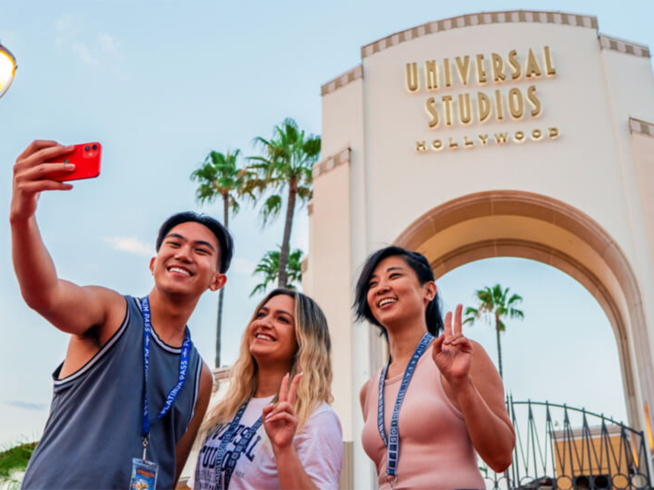Are you ready to take your love of the park to the next level? Here's everything you need to know about Pass Member perks at Universal Studios Hollywood: spr.ly/6013jUGQU