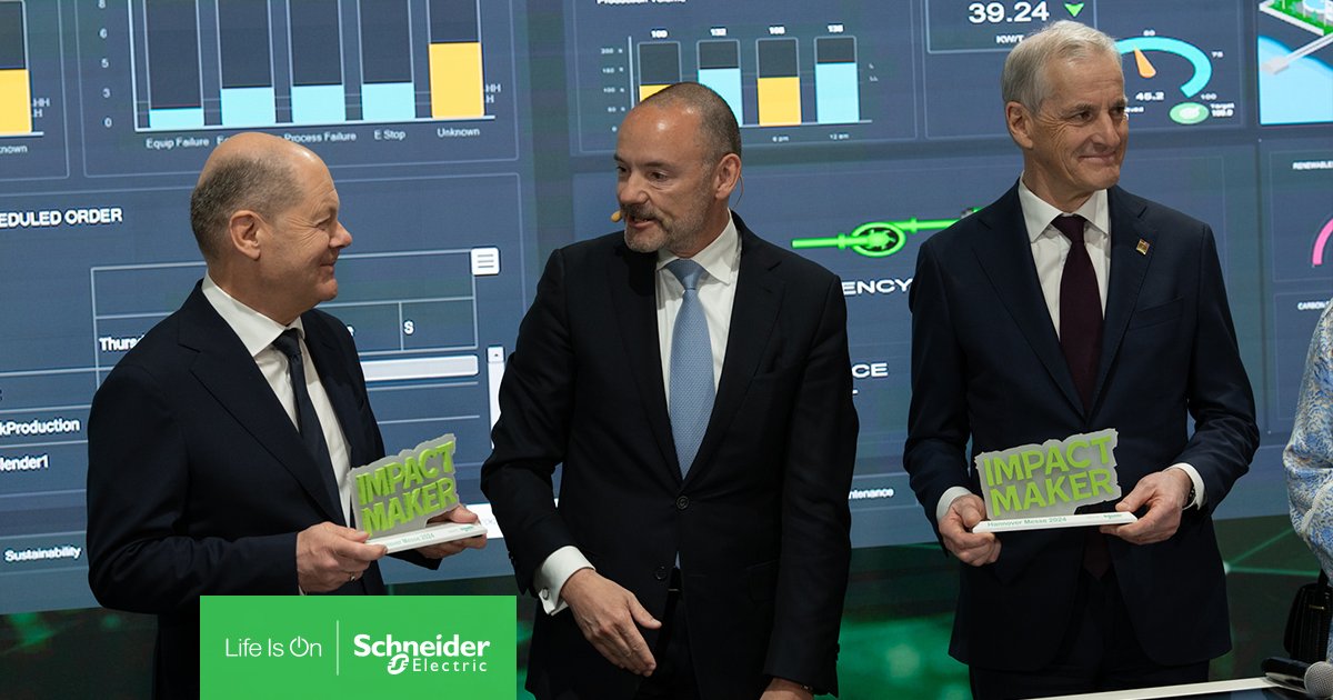 Peter Herweck, CEO of Schneider Electric, was pleased to welcome Olaf Scholz, Chancellor of Germany, and Jonas Gahr Støre, PM of Norway

Together they discussed how we are driving productivity, energy efficiency, and resiliency to accelerate competitiveness of German industry.
