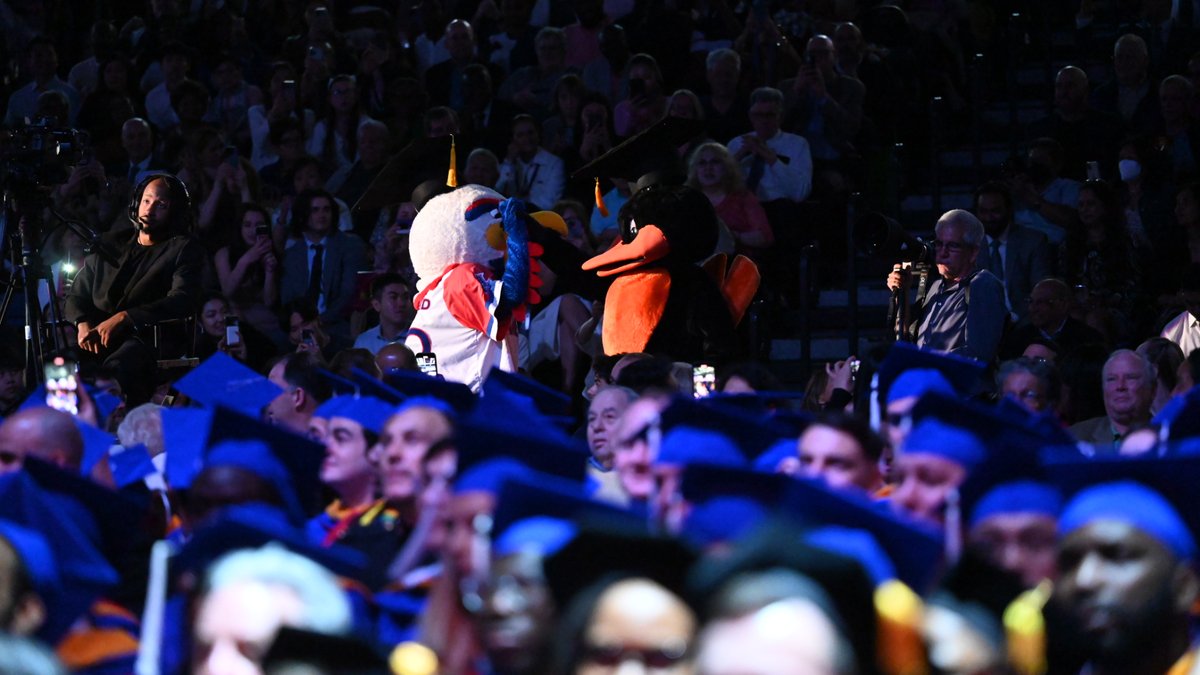 I was honored to deliver the commencement address today @KogodBiz @AmericanU. Thanks to my friend and former colleague @DeanMarchick for his hospitality. Here are some pics. (@Orioles Bird told me he had a great time (in Bird speak, which I have been learning).