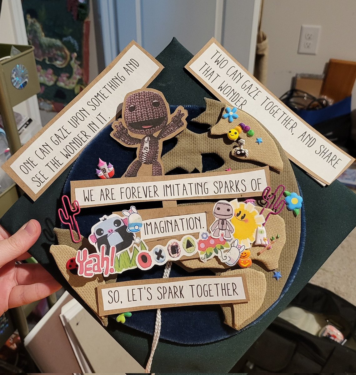 Made a very last minute littlebigplanet themed graduation cap for my graduation today :)
