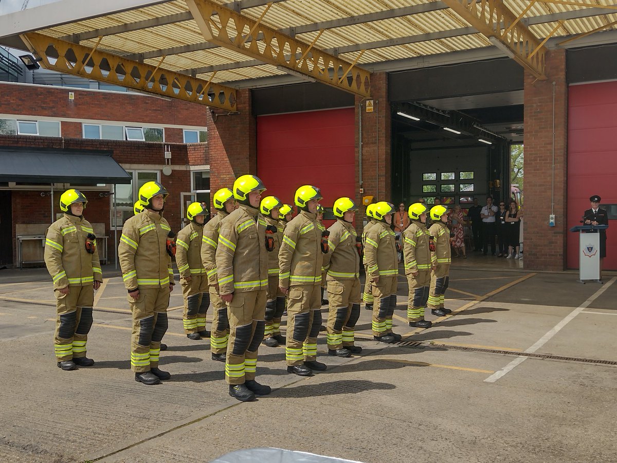 A warm welcome to our 17 new Wholetime Firefighters, who have graduated today at a ceremony in Maidenhead. They will now continue their development at stations across Berkshire. #oneteamforberkshire
