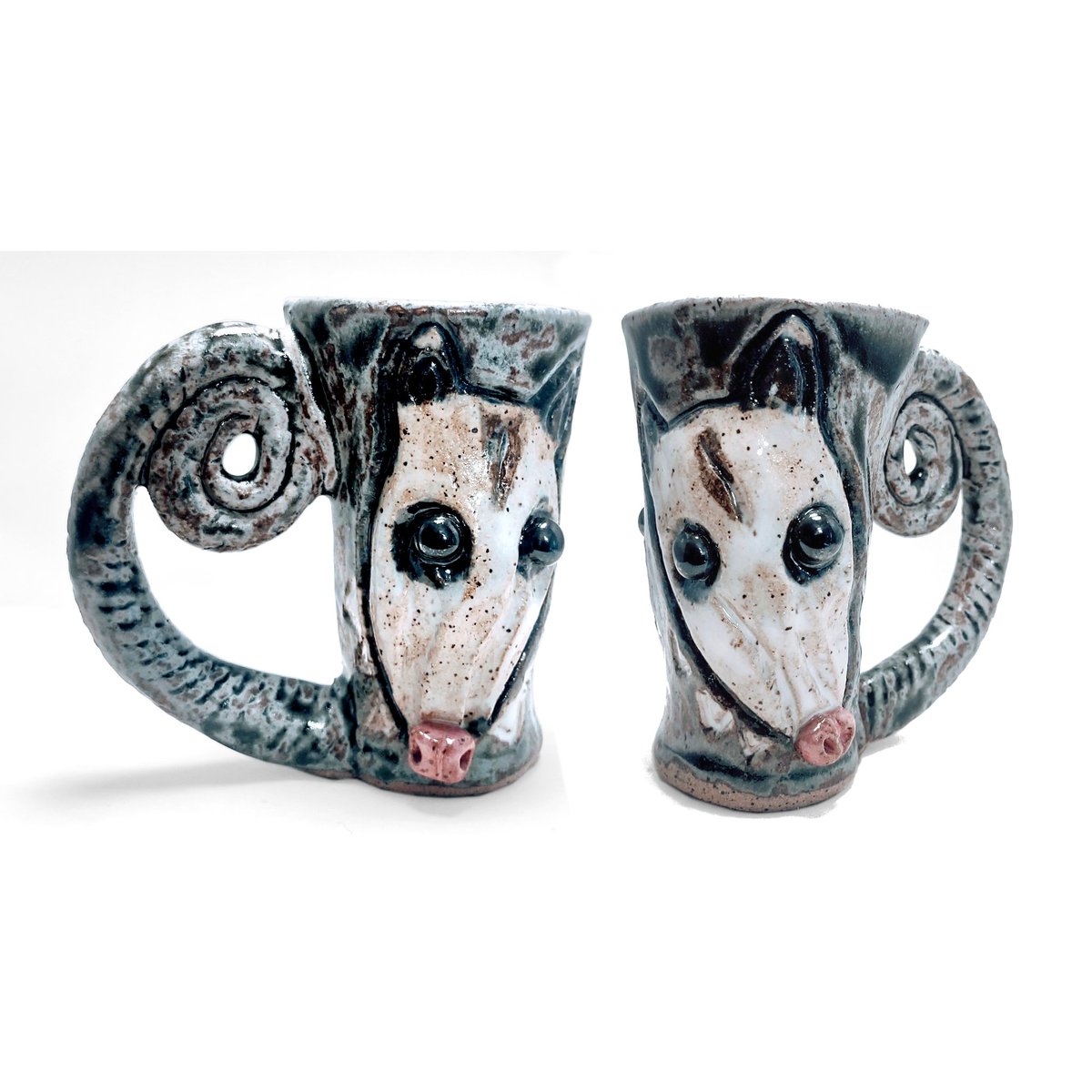 aberrantceramic's tweet image. Miniature Opossum Mug 
aberrantceramics.etsy.com/listing/170739…
#opossumlove #ceramics #pottery #artistsontwitter