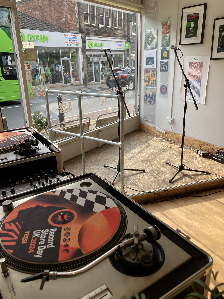 whistle_shop's tweet image. Getting set up for tonight’s free gig with @SandrasWedding and @BeatSurrender on the decks 

Come on down!!