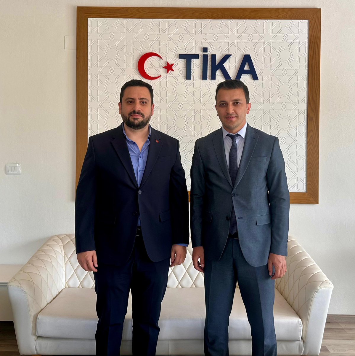 Yönetim Kurulu Başkanımız Bilal Kara, TİKA Tiran Temsilcisi Mustafa Ata'ya nezaket ziyaretinde bulundu.
