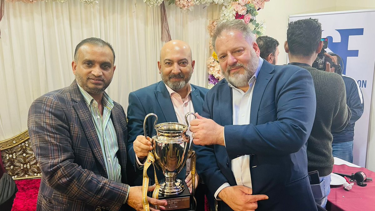 Delighted to join deputy mayor for London @howarddawber at a press conference & celebration of @SportingBengal’s promotion to the Isthmian League. Huge congrats to the players, the manager, chairman Zakir Khan and rest of the board. Proud of your success.