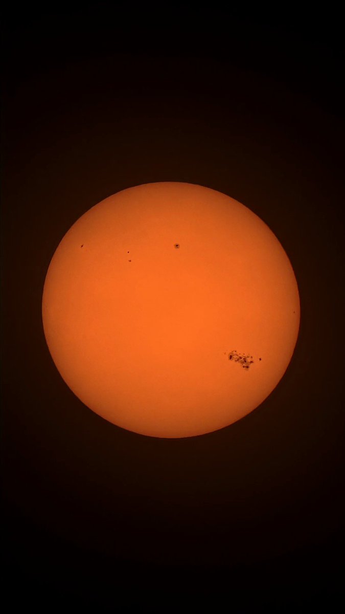 Flamsteed's tweet image. 🌞 **Kick-off to the 2024 Solar Viewing Season!** 🌟  
Today at ROG was a spectacle with massive sunspots and one of the largest prominences we’ve ever observed! @ROGAstronomers #SolarViewing #Astronomy