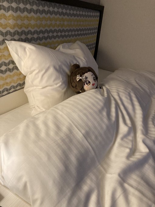 「ベッド 枕」のTwitter画像/イラスト(新着)
