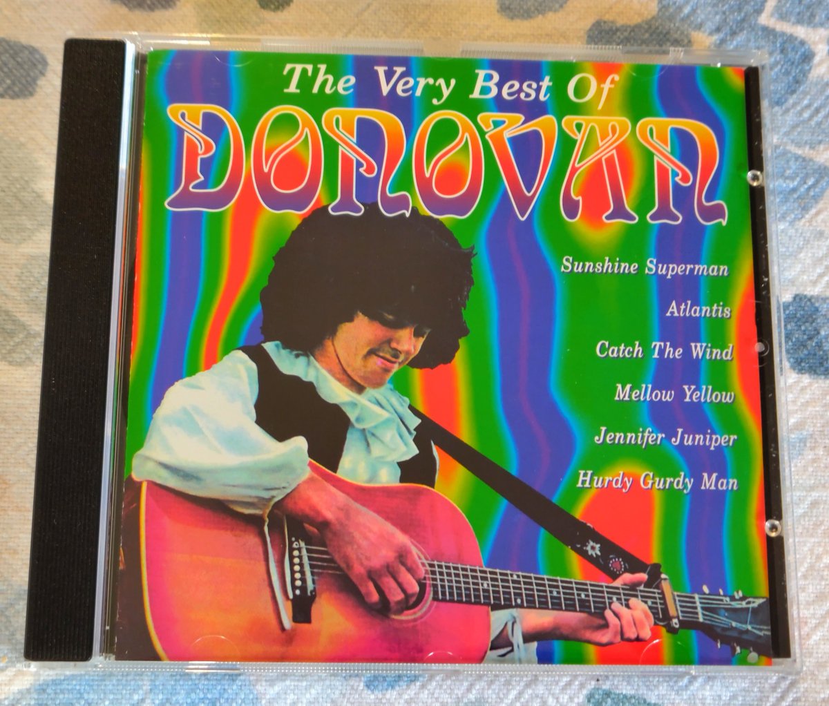 #NowPlaying #homelistening As it's Donovan's 78th Birthday today, I thought The Very Best Of Donovan #compilation from 1995 on @Epic_Records would be apt! 🎂