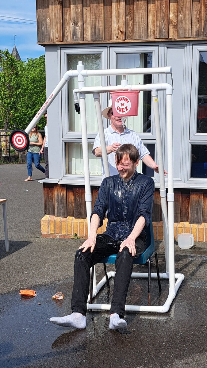 PrestonTowerPS's tweet photo. We had a such a sunny afternoon for our Summer Fair today! Well done to our Parent Council for organising another fantastic event. One of the more popular stalls was Soak the Teacher - well done, Mr Craig, Mr Miller, and Mr Montgomery for stepping up to this today 👏 https://t.co/DmwDMU3H2i